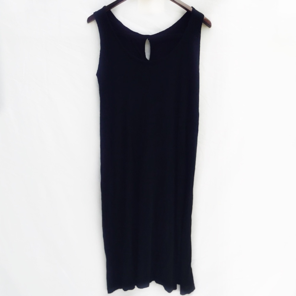 Knit Black Keyhole Maxi Dress